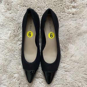 Ellen Tracy Black Kitten Heels size 9